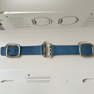 Apple 41mm Azure Blue leather watch band NEW Medium
